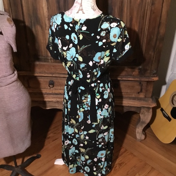 Summer or Spring Dress - Picture 3 of 3